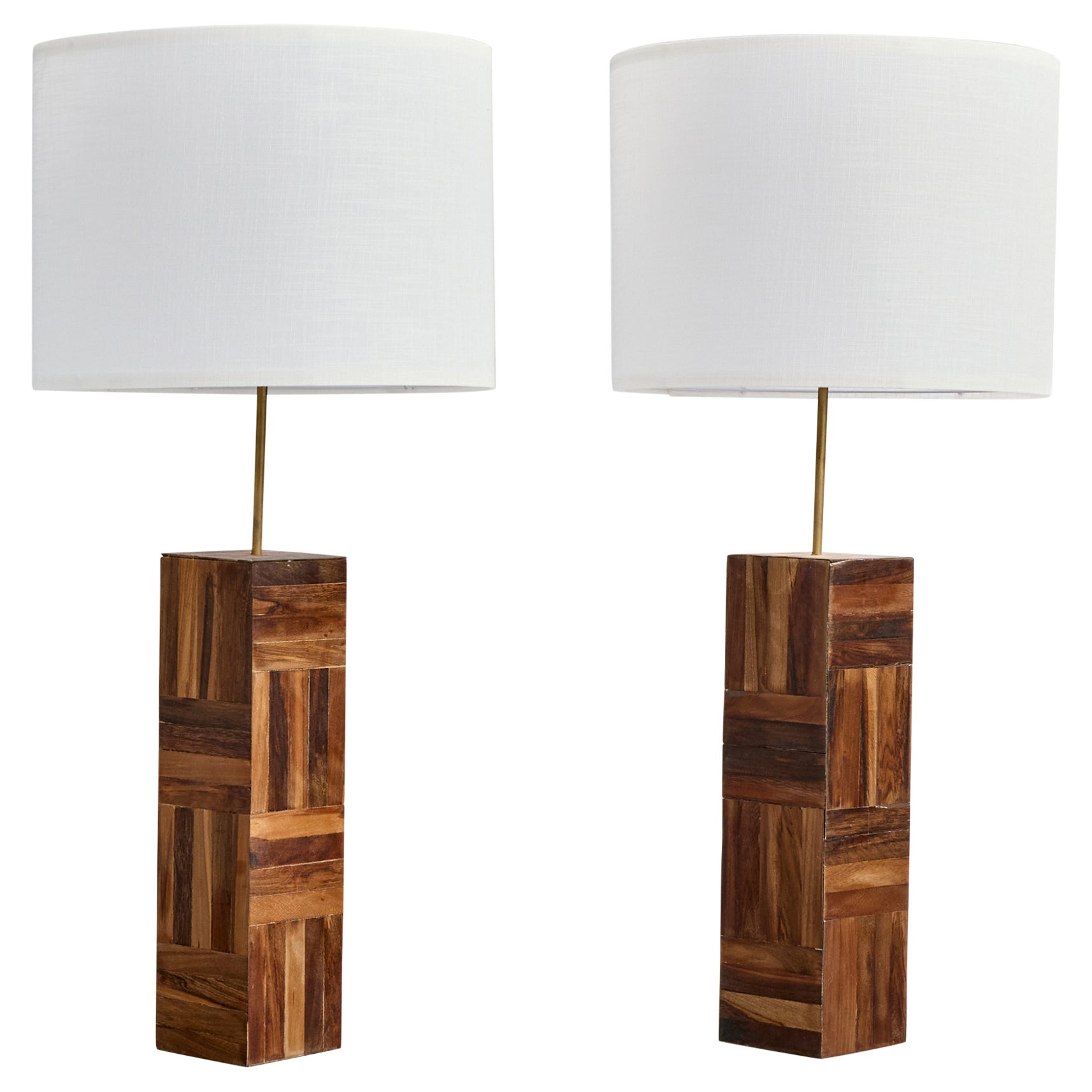 Designer brasiliano, Lampade da tavolo, Wood, ottone, Brasile, anni '50