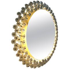 Round Illuminated Rupert Nikoll Lucite Flower Mirror, Vienna, Austria 4