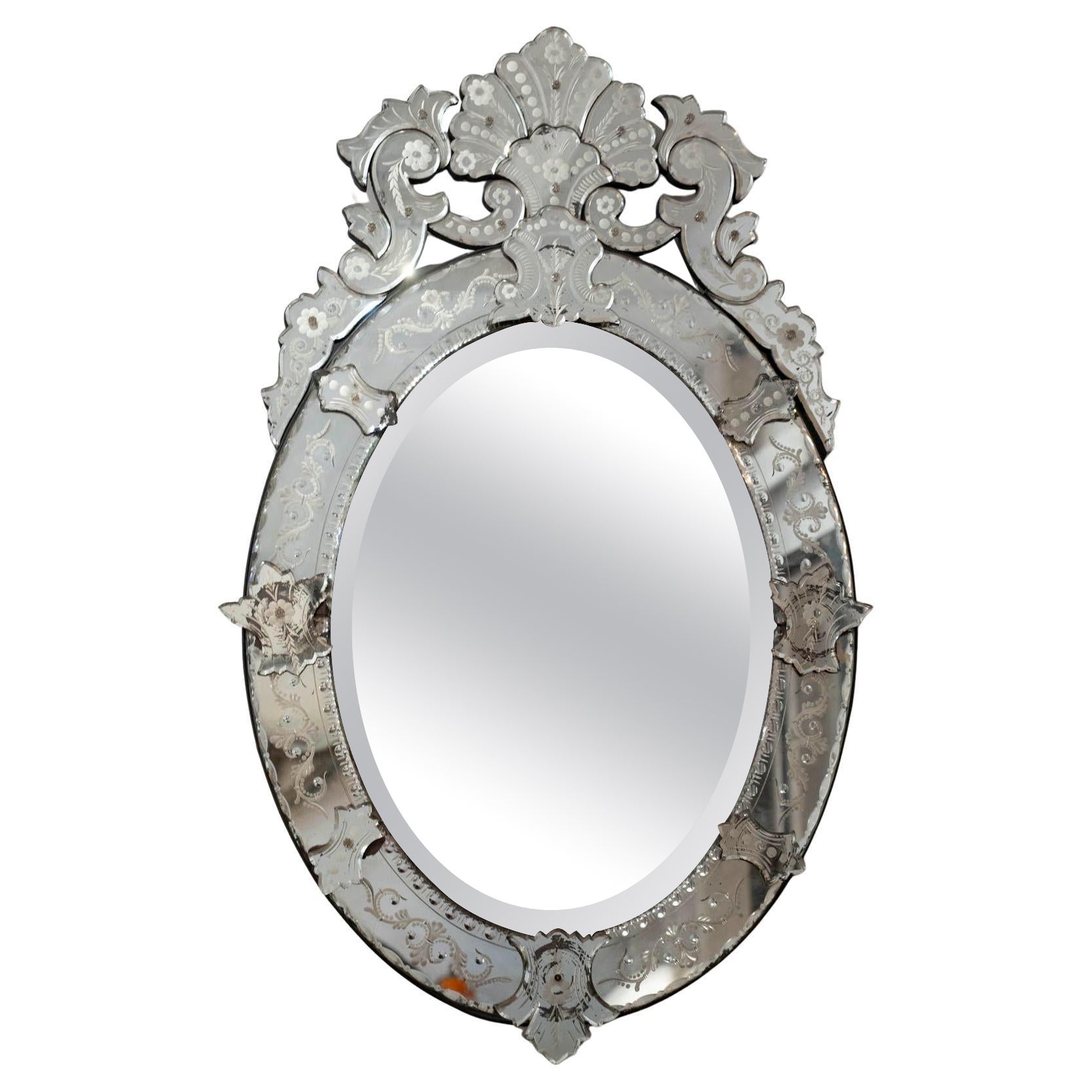 Venetian Mirror from the 1920s. For Sale