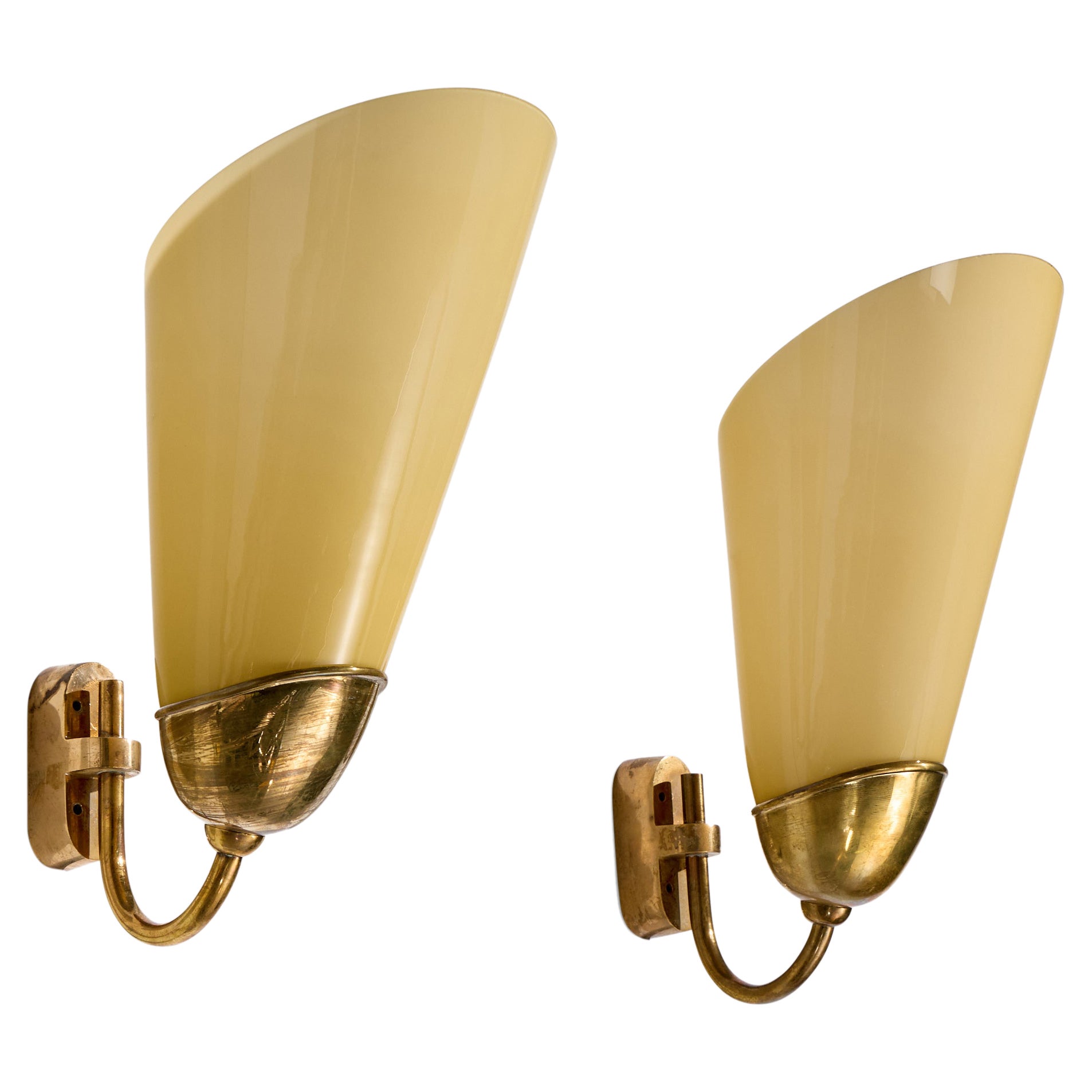 Mauri Almari, Wall Lights, laiton, verre, Finlande, années 1950