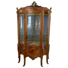 Antigua Vitrina Montada de Ormolu de Madera de Rey de Calidad Francesa del Siglo XIX