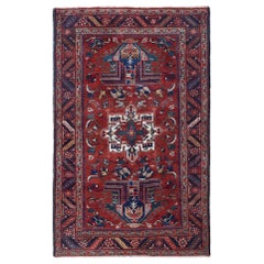 Persian Heriz Small Rug - Wool Red Design - 96900