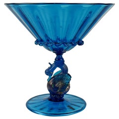 Grand bol ou support à fruits en verre vénitien bleu sur pied Salviati avec support en forme de cygne