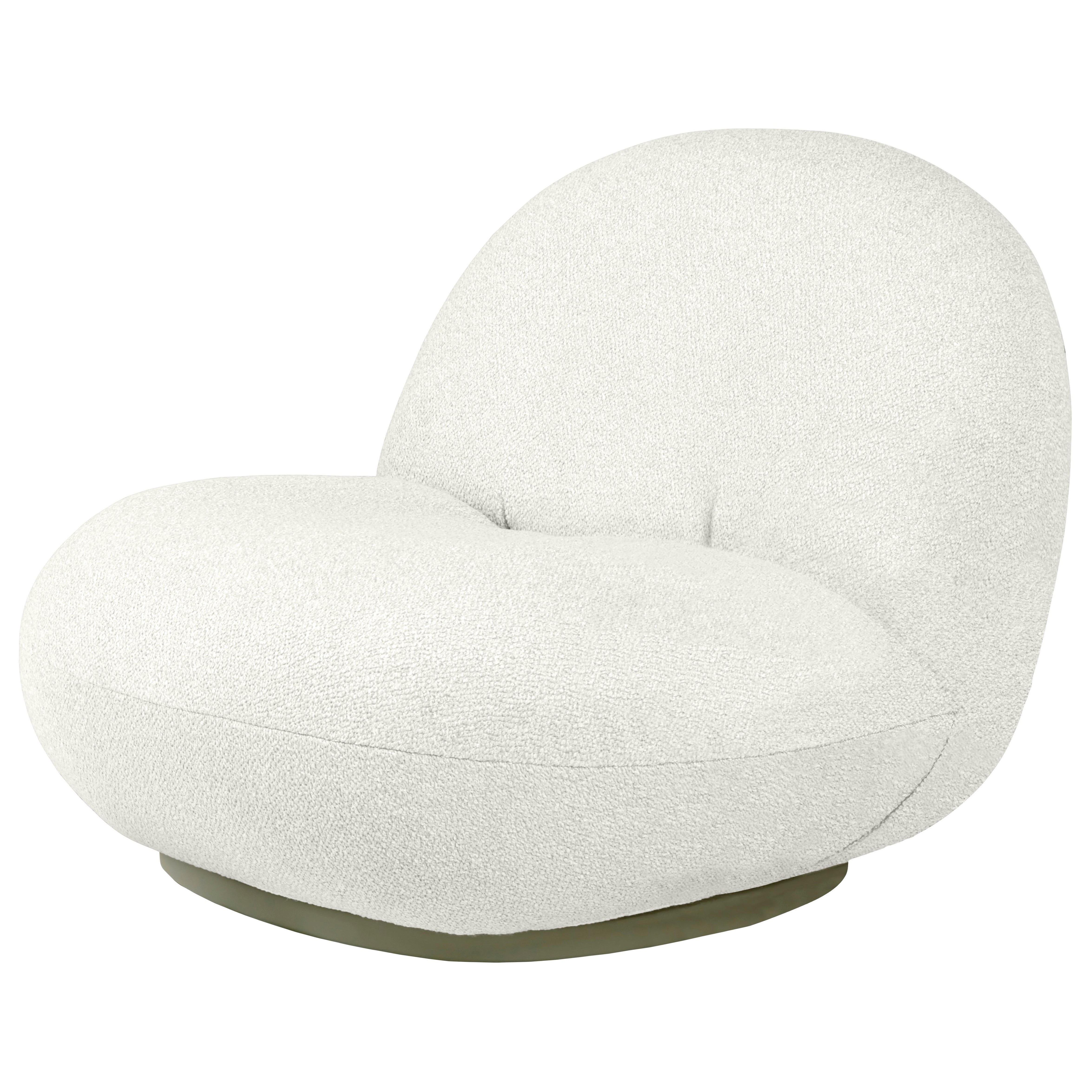 GUBI Pacha Outdoor Lounge Chair Libera 02 Moss Gray Drehbares Gestell von Pierre Paulin