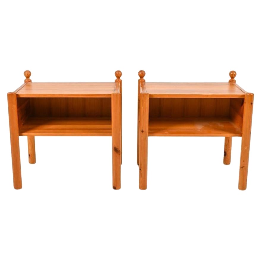 Pair of Scandinavian solid Pine nightstands with carved details Sweden