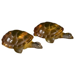 Paar Lalique Animalier-Kristall-Tierskulpturen mit Schildkrötenmotiven aus der Periode