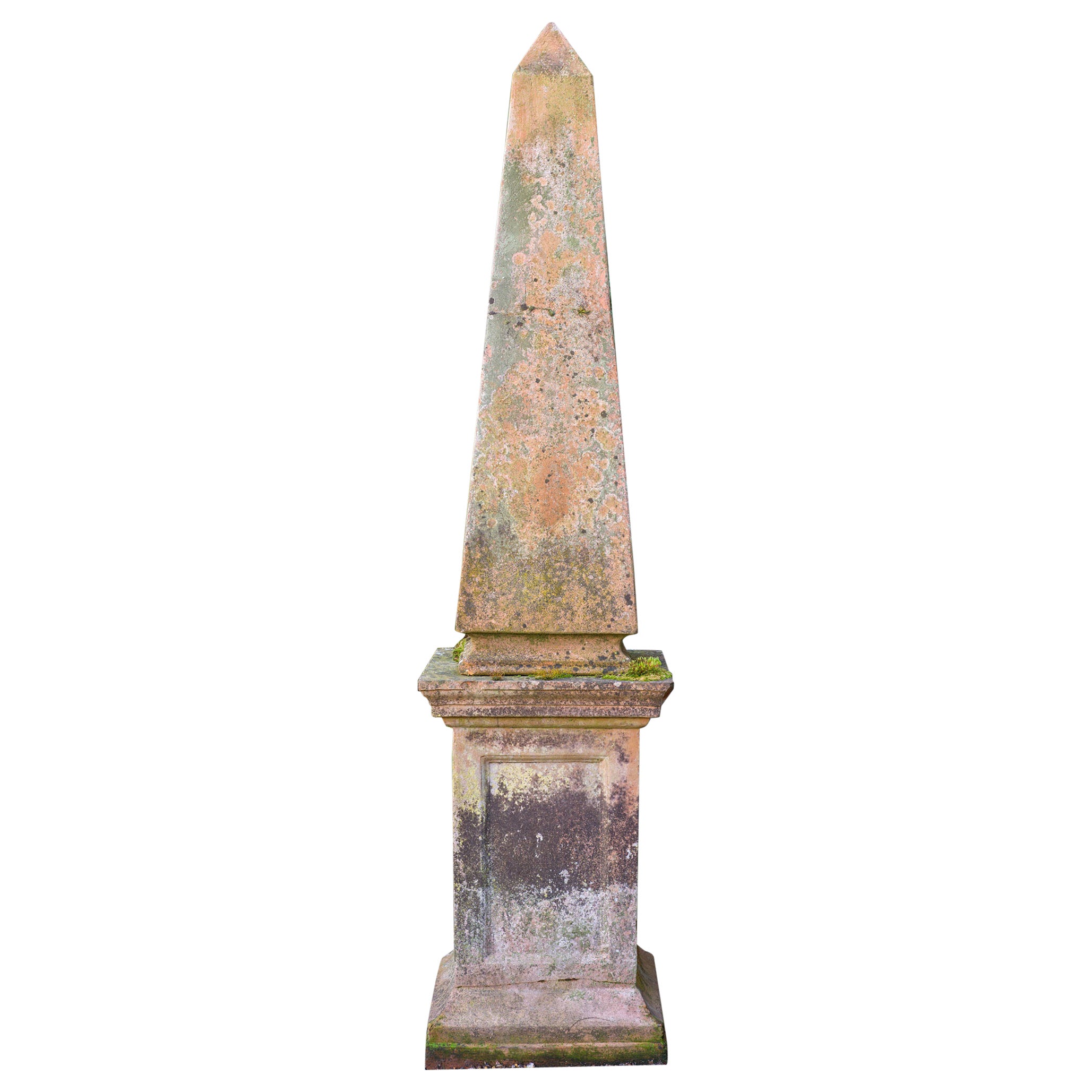 Gran obelisco de terracota para jardín del siglo XIX