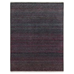 Alfombra contemporánea de Rug & Kilim con motivos geométricos en azul y morado