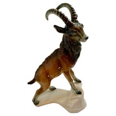 Karl Ens Seltene Porzellanfigur eines Steinbocks,  Anfang des 20. Jahrhunderts