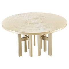 Mesa de comedor o centro Jean Claude Dresse de resina color hueso