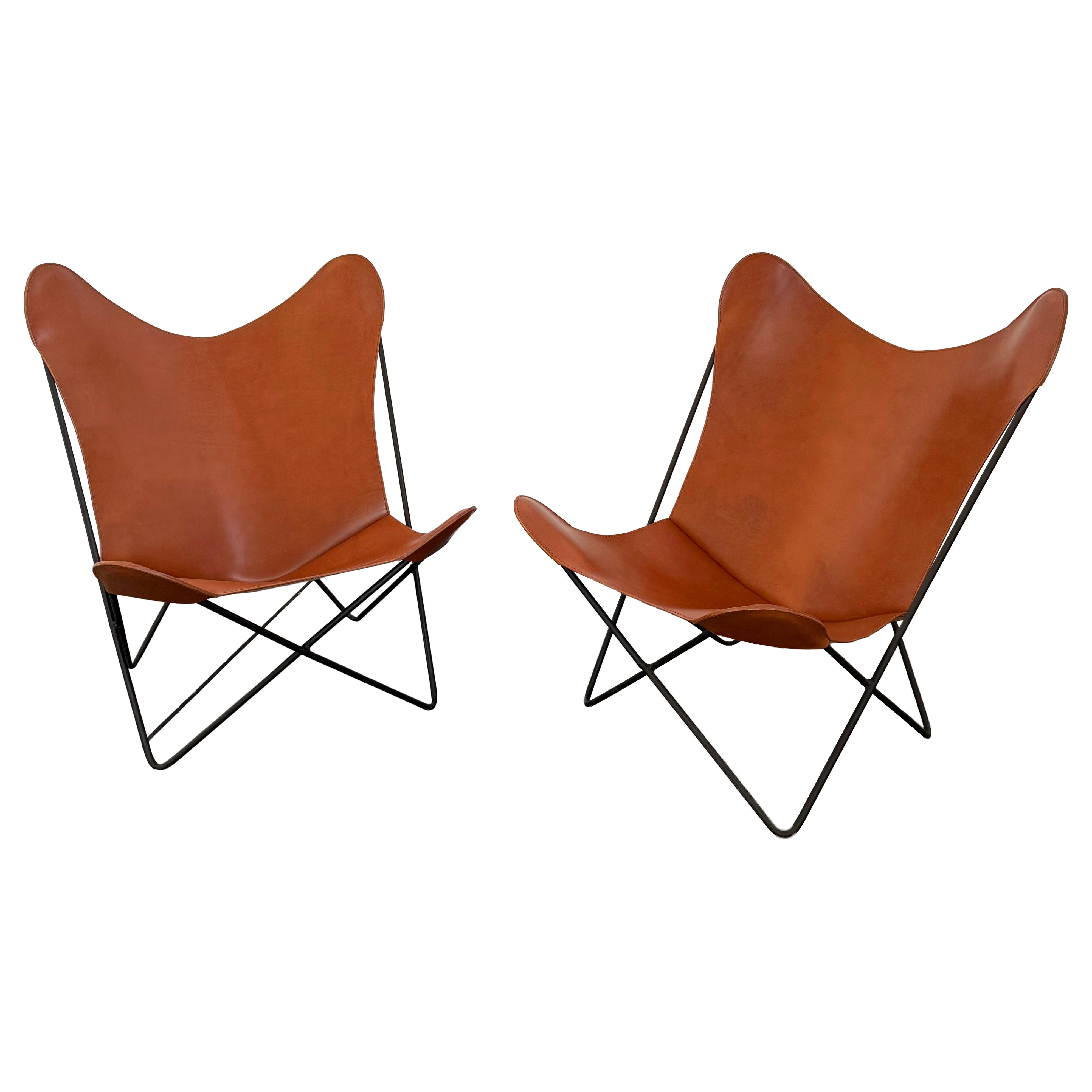How do you tell if a Butterfly chair is real?