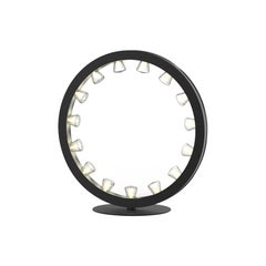Lampada da tavolo circolare Aurora Mini in nero anodizzato di JSPR