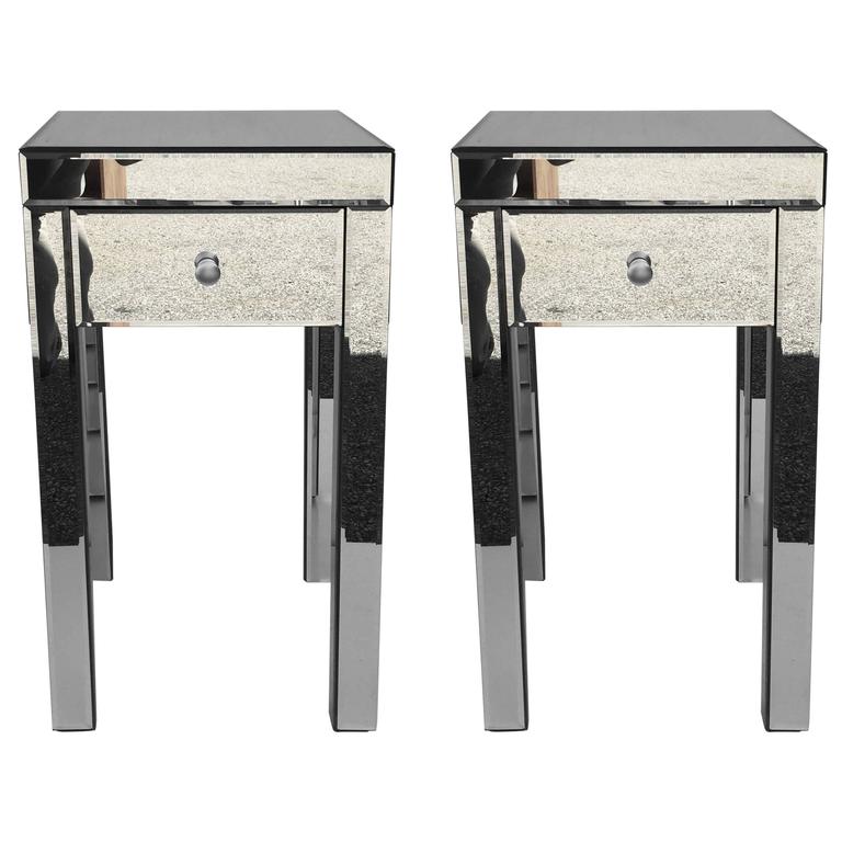 Petit Mirrored End Tables At 1stdibs Petit Mirrored End Tables For