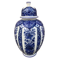 Jarra de jengibre de porcelana chinoiserie azul y blanca italiana Delfts