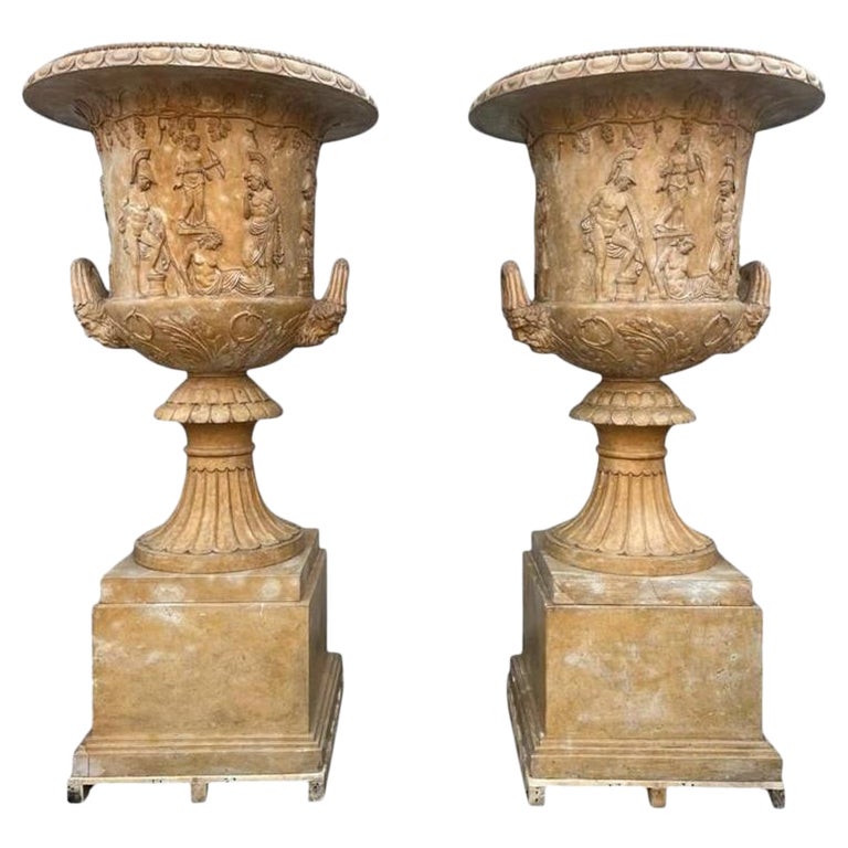 Monumentale italienische Marmor-Gartenvasen - 1980er Jahre 160 CM