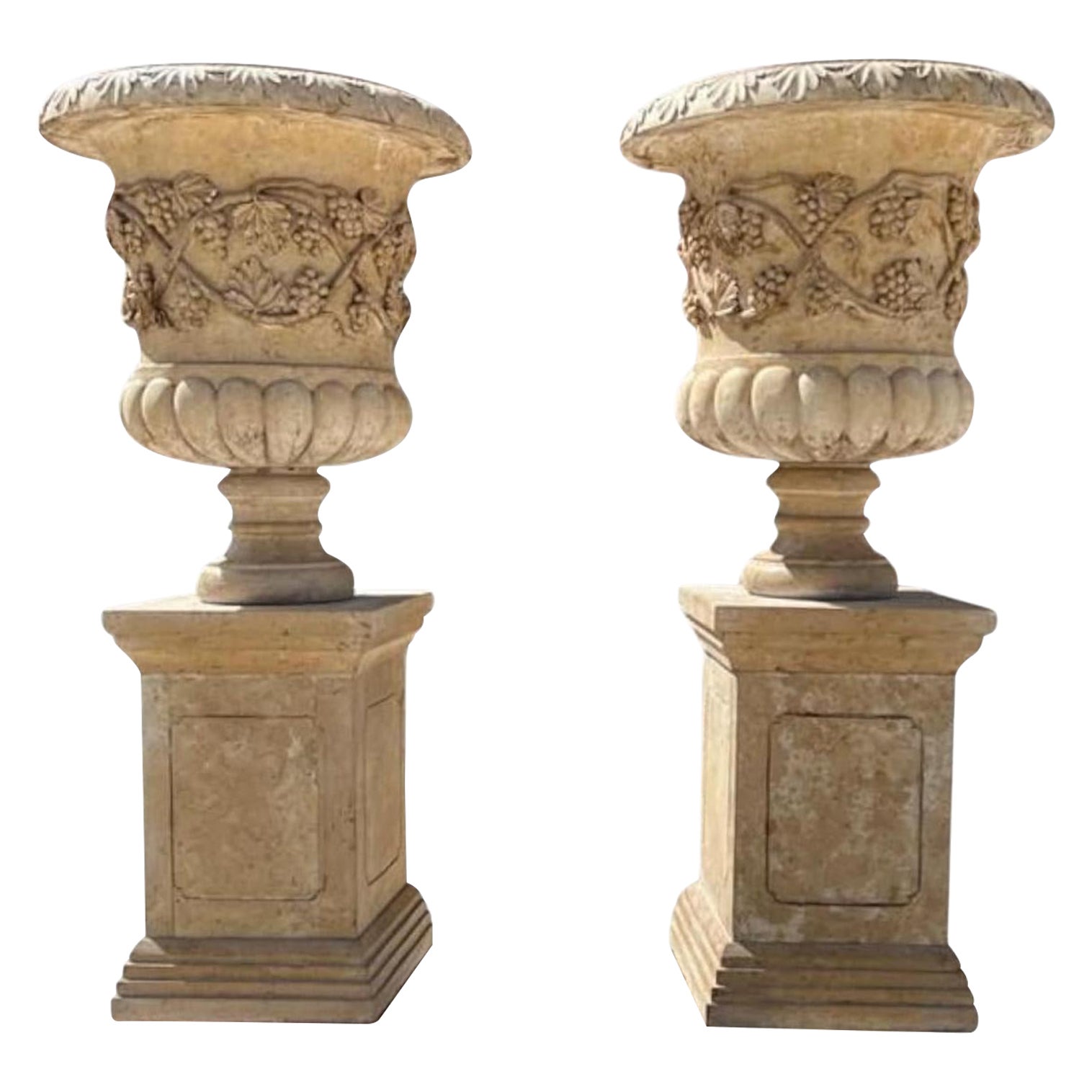Monumentale italienische Marmor-Gartenvasen - 1980er Jahre 160 CM