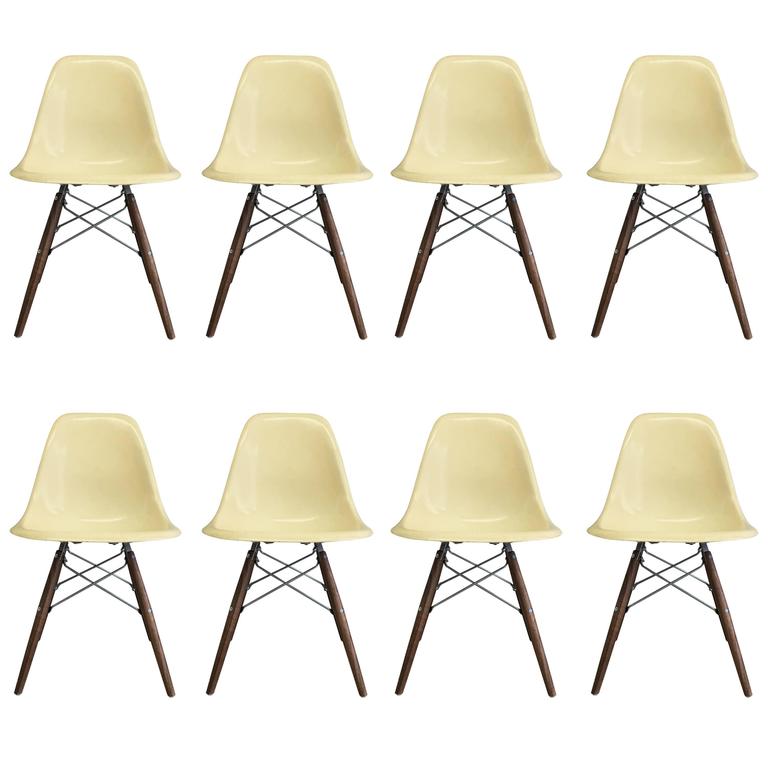 Eight Herman Miller Eames Parchment Dsw Dining Chairs For Sale at 1stdibs