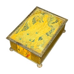 Caja rectangular de baratijas Art Nouveau de madera de bronce para joyas