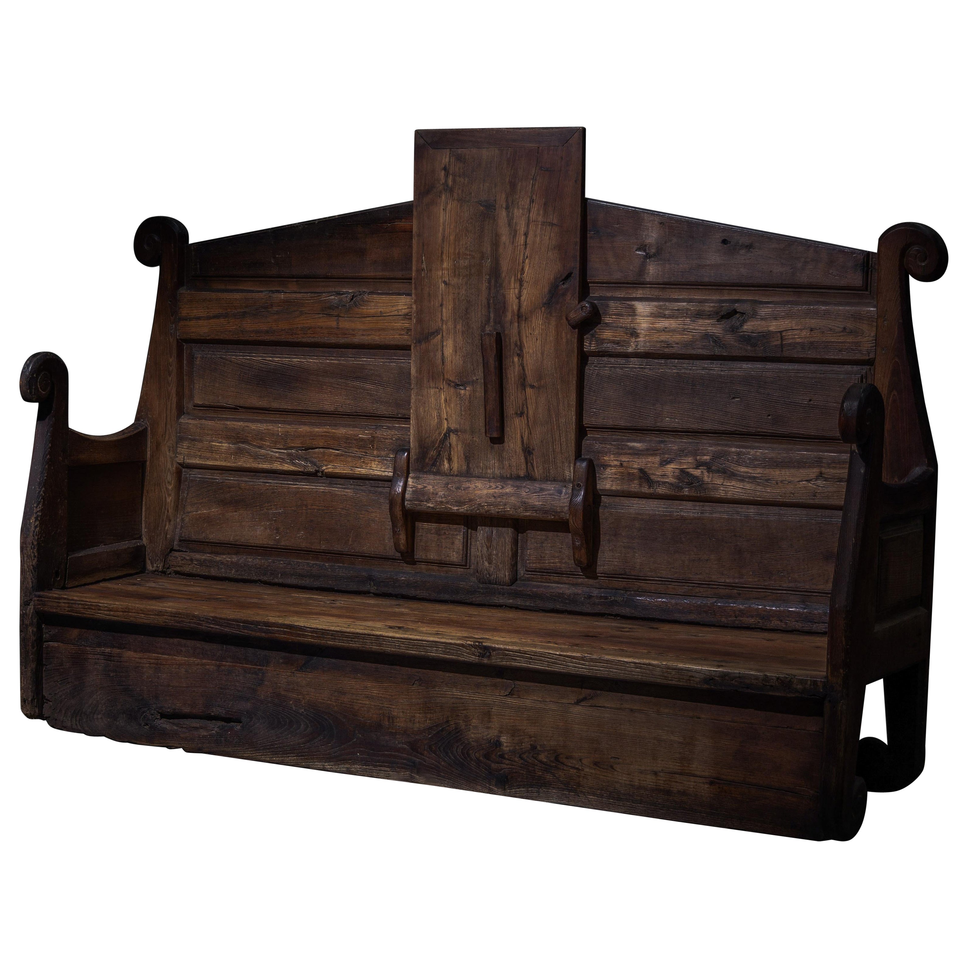 Banc monastère alpine avec table pliante, France, 19ème siècle en vente