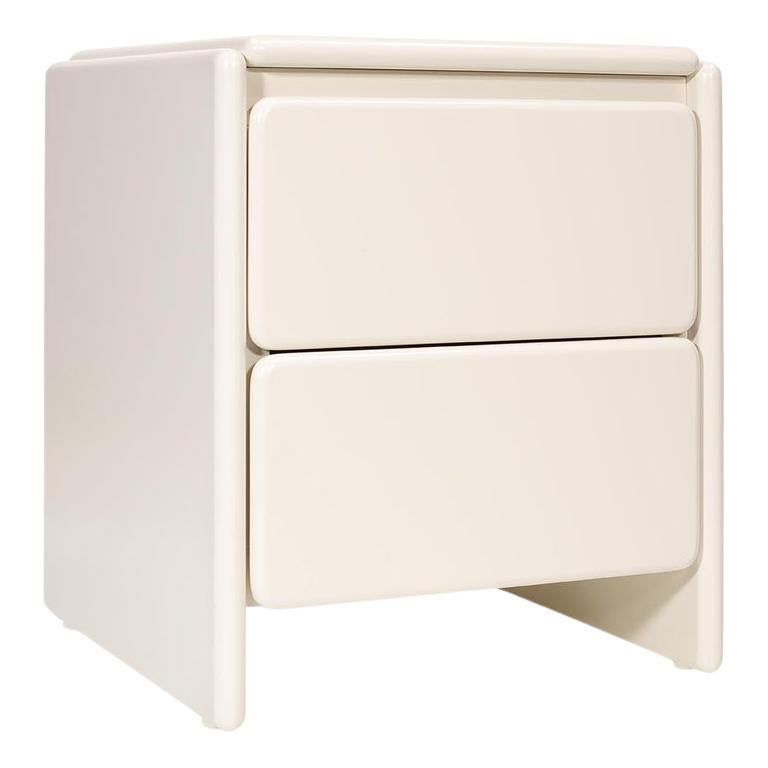 Mari Bedside Table: Soft Curves in Lacquered Elegance For Sale