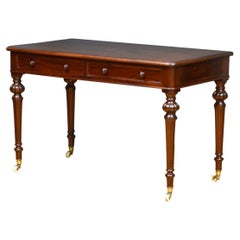 Table à écrire / coiffeuse victorienne en acajou