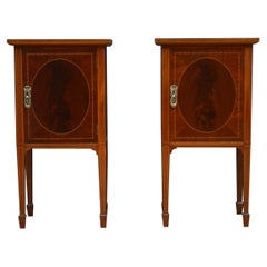 Edwardian Pair of Bedside Cabinets in Mahogany