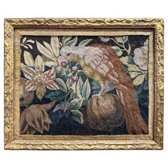 Frammento di arazzo Aubusson francese del XVIII secolo con cornice dorata intagliata
