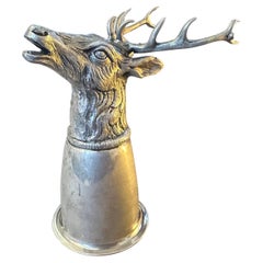 Tasse à étrier Gucci des années 1980 en métal argenté avec tête de cerf