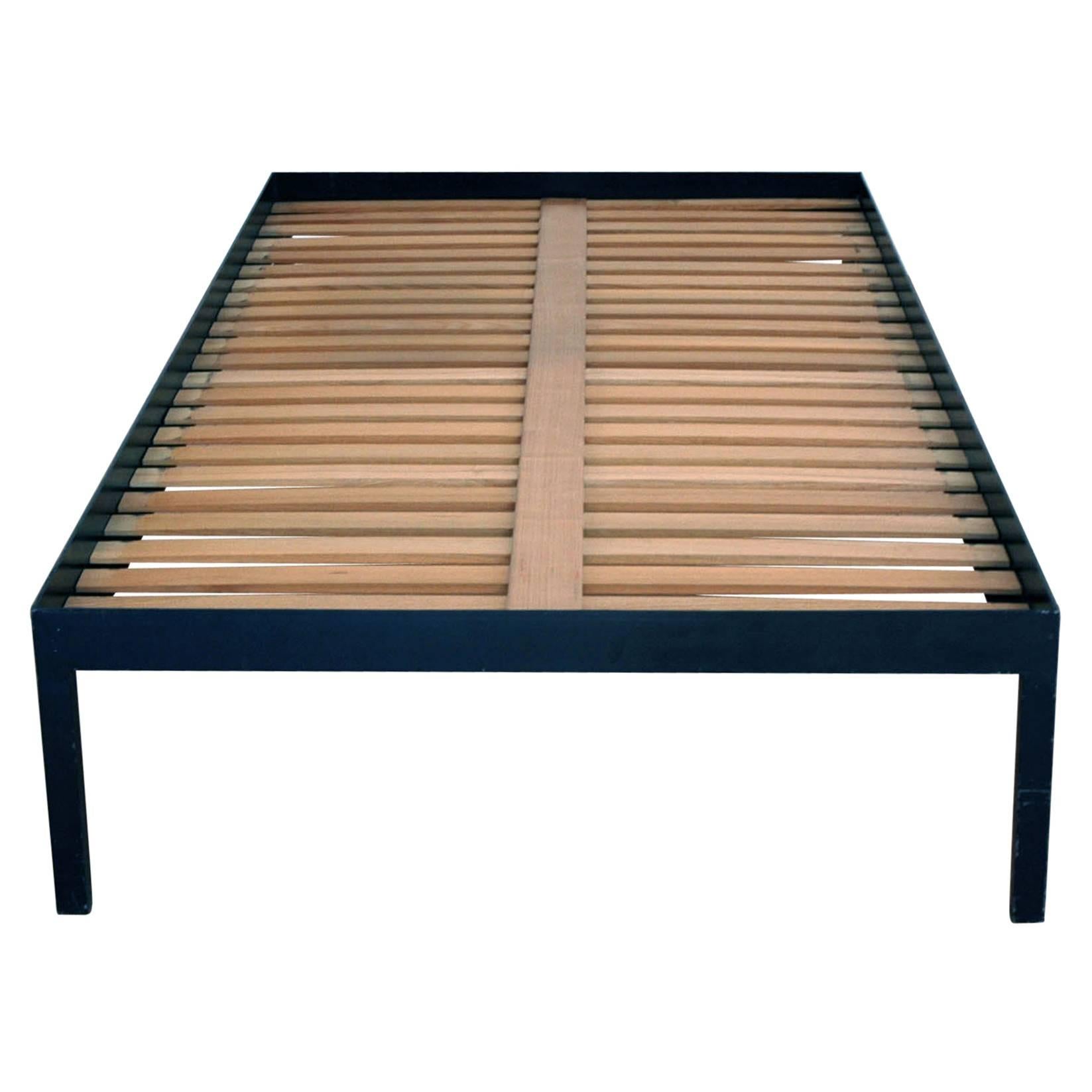 Ulm Bed GB1085 by Hans Gugelot