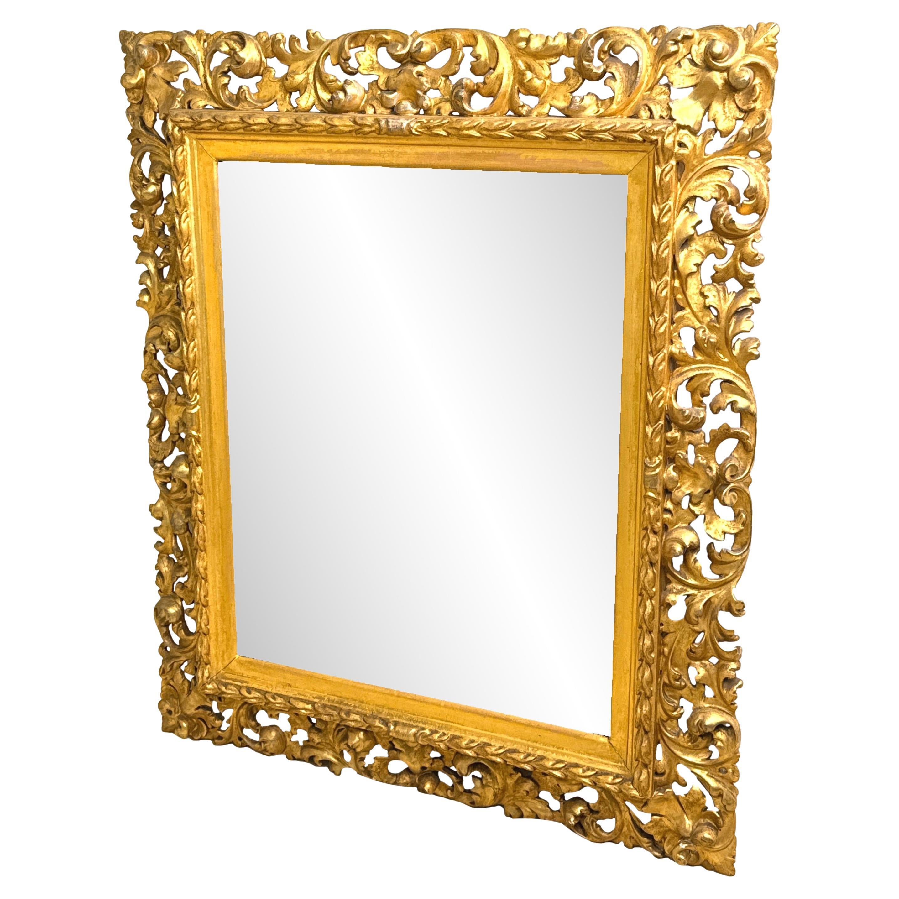 Early 19th Century Florentine Rectangular Giltwood Wall Mirror