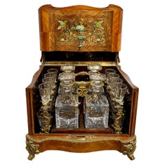 Antique French Inlaid Kingswood, Gold Bronze & Crystal Cave à Liqueur, Ca. 1885