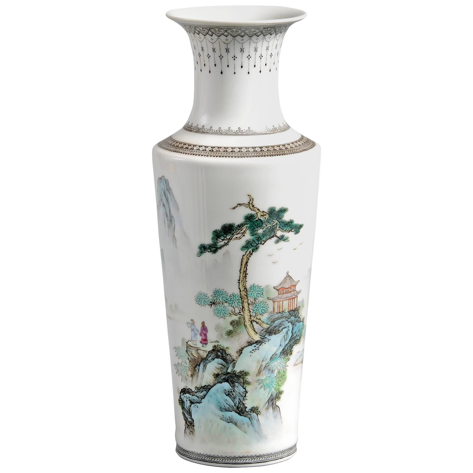 Early 20th Century Famille Rose Vase