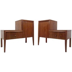 Vintage Pair of Unique Mid-Century Nightstands