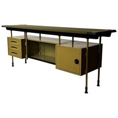 Studio B.B.P.R für Olivetti 'Spazio' Anrichte aus grün lackiertem Stahl, 1959 Italien