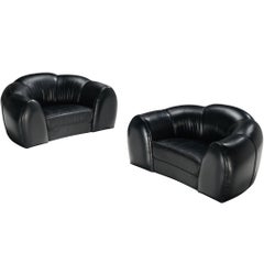 Loveseats o Tumbonas Bulbosas Francesas con Forma de Croissant en Piel Negra
