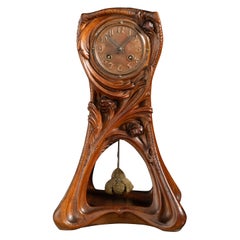 Orologio a conifera in stile liberty di Joself Kratina