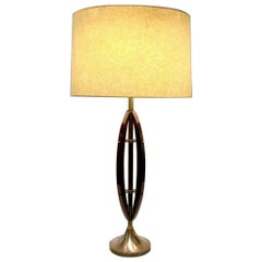 Coppia di lampade da tavolo architettoniche moderniste della metà del XX secolo, Italia