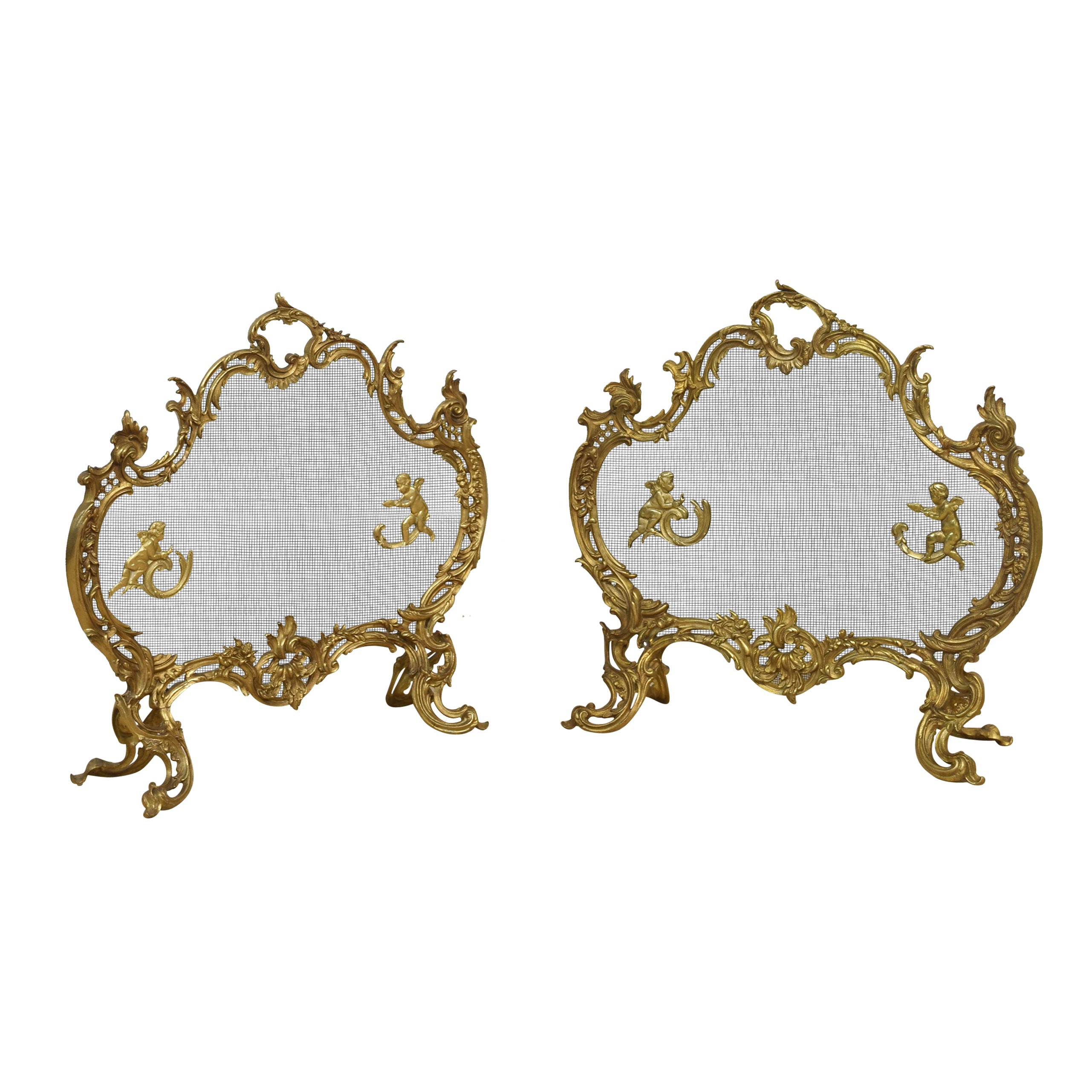 Paire de pare-étincelles de style Louis XV en bronze doré