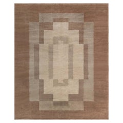 Tappeto contemporaneo Art Deco Design Tibetano Beige e Marrone di Doris Leslie Blau