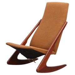 Rare Mogens Kold "Boomerang" Rocking Chair en teck #1