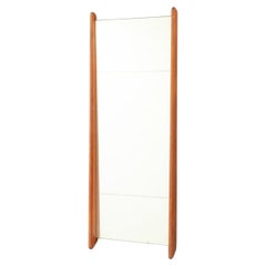 Specchio da parete danese moderno con cornice in teak