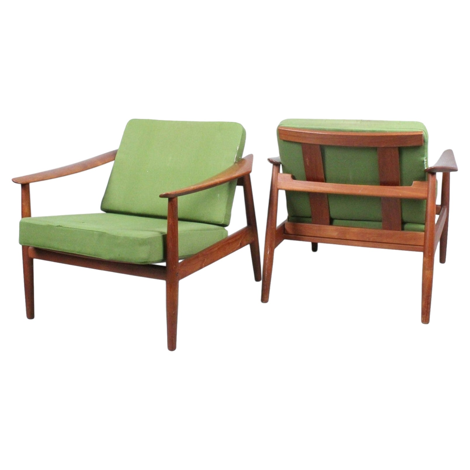 Pair of Arne Vodder Model 164 Lounge Chairs in Teak