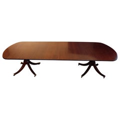Table de salle à manger anglaise à double piédestal du début au milieu du 20e siècle