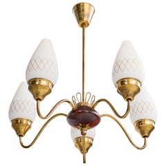 Designer svedese, lampadario, ottone, legno, vetro, Svezia, anni '1950