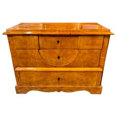 19th Century Biedermeier Commode in Light Walnut