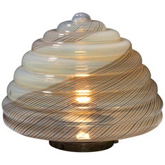 Tischlampe mit gestreiftem Schirm, LEUCOS zugeschrieben, Italien, Mitte des 20. Jahrhunderts