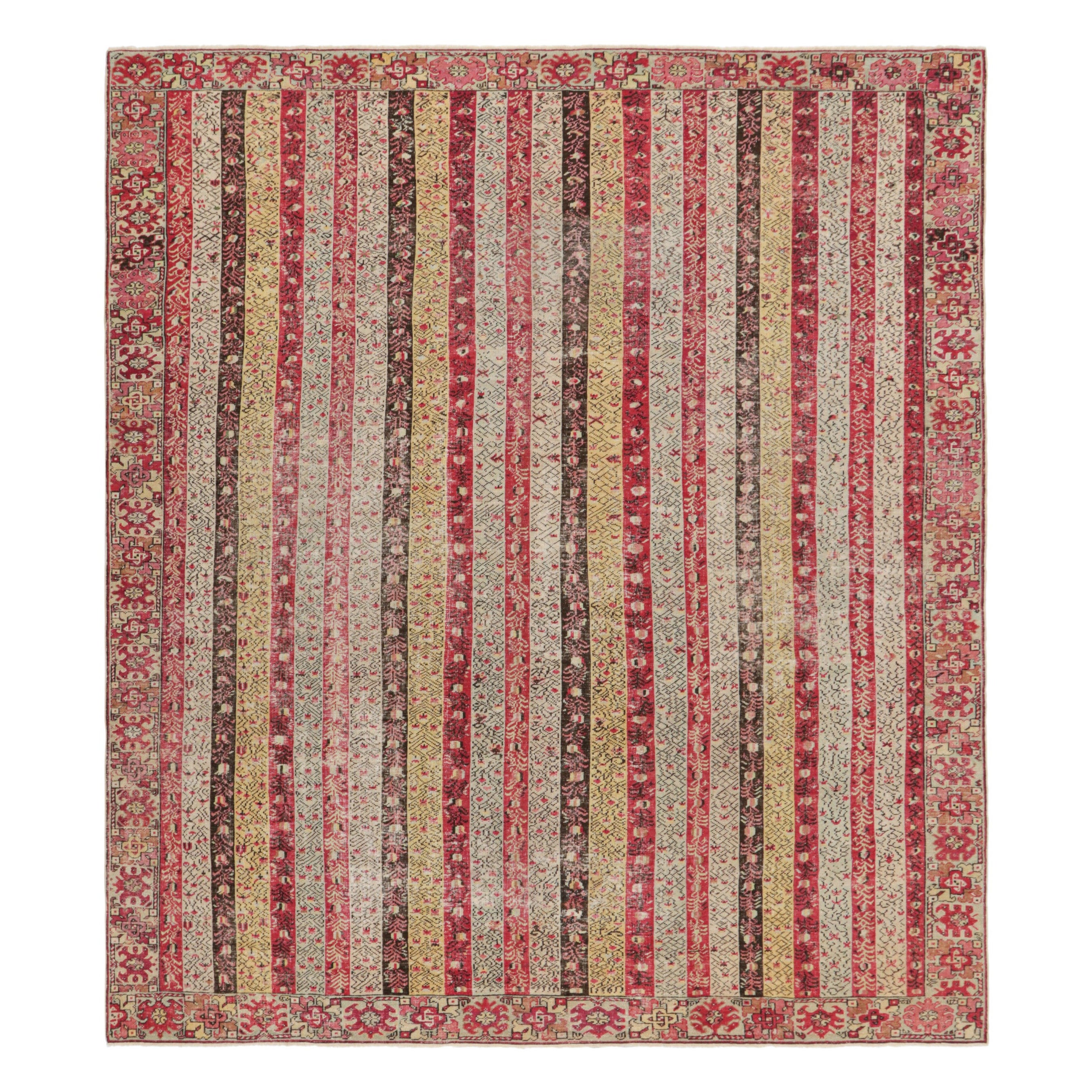 Tapis Ghiordes ancien à rayures polychromes et motifs floraux -Rug & Kilim
