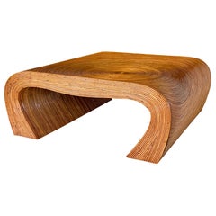 Restaurierter organischer moderner Monumentaler Bleistift-Rattan-Couchtisch aus der Mitte des 20. Jahrhunderts