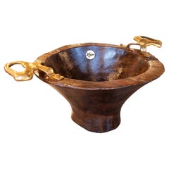 Centre de table en bois avec poignées en bronze signé par David Marshall, années 1980