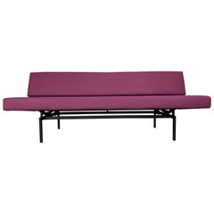 Gijs Van Der Sluis Auberginefarbenes Sleeper Sofa-Tagesbett Modell 540, 1961